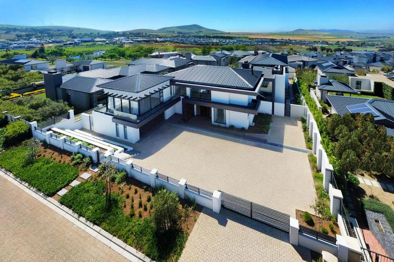 4 Bedroom Property for Sale in Clara Anna Fontein Western Cape